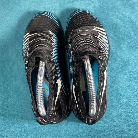 Size 6.5 - Women’s Nike Free Run Flyknit shoes - Picture 6 of 8